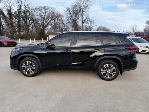 Used 2023 Toyota Highlander XLE image 53