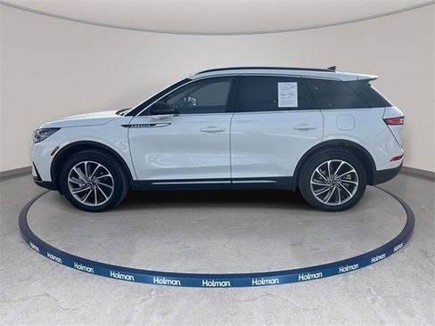 Used 2026 Lincoln Corsair Premiere image 7