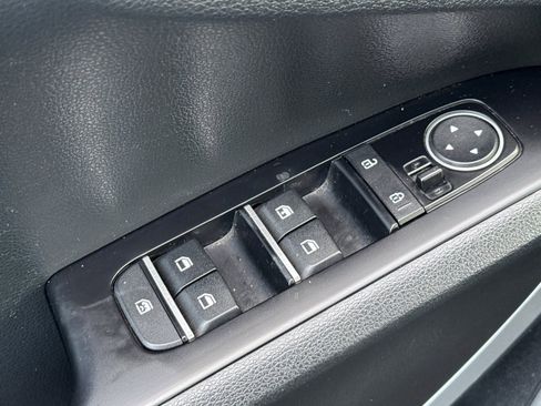 Used 2023 Kia Soul LX w/ Option Group 015 image 13