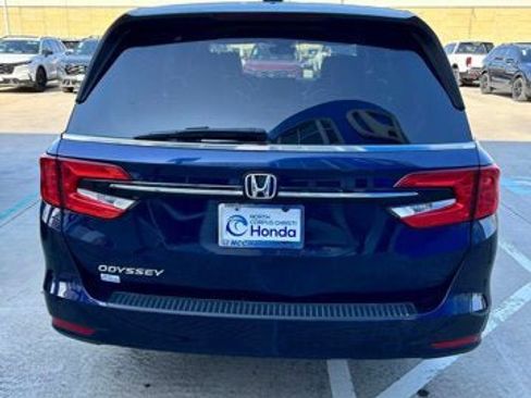 Used 2022 Honda Odyssey EX-L image 6