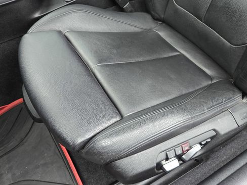 Used 2016 BMW M235i Coupe image 13