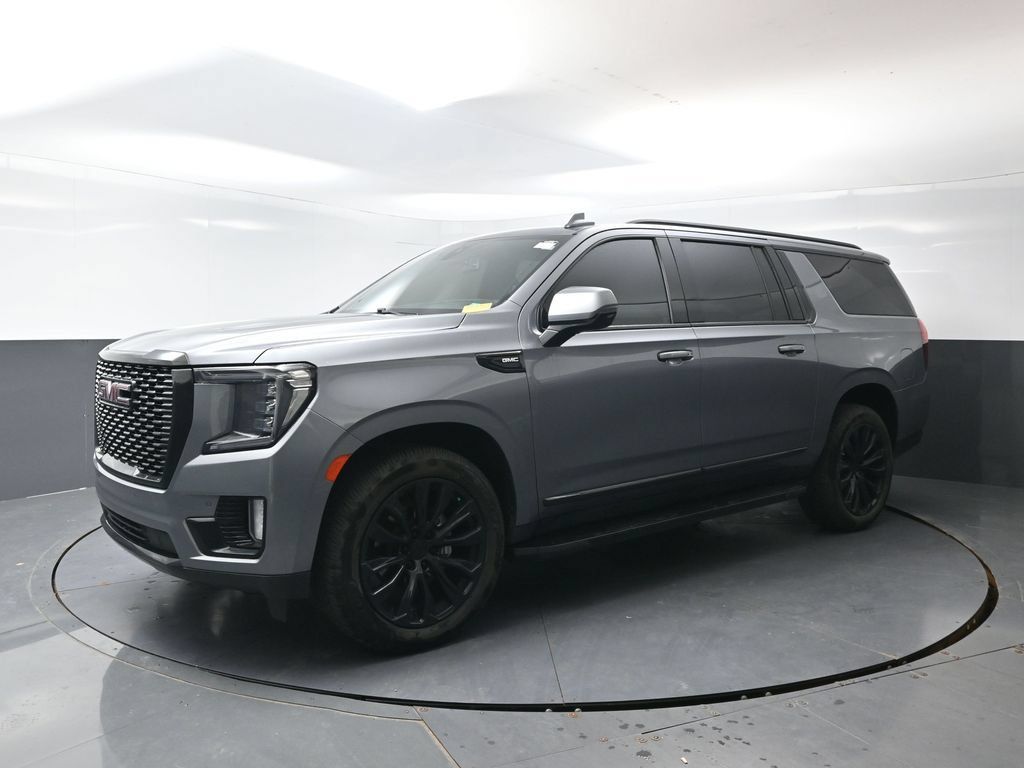 Used 2021 GMC Yukon XL Denali AWD/4WD image 10
