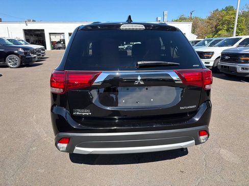 Used 2018 Mitsubishi Outlander ES AWD/4WD image 5