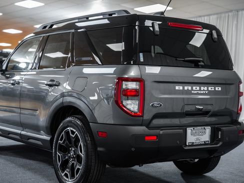 Certified 2025 Ford Bronco Sport Outer Banks w/ Outer Banks Tech Package+ image 6