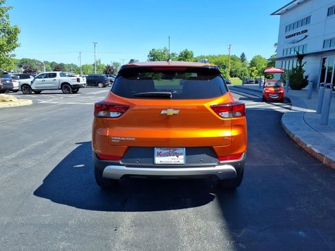 Used 2022 Chevrolet TrailBlazer LT w/ Sun and Liftgate Package AWD/4WD image 7