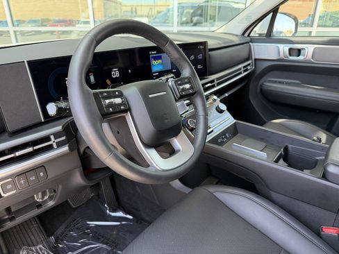 Used 2024 Hyundai Santa Fe SEL FWD image 30