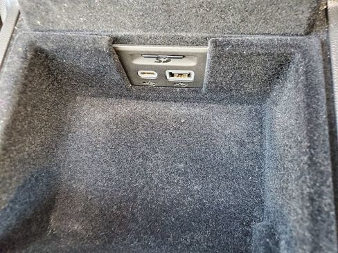Used 2024 Cadillac XT5 Premium Luxury w/ LPO, Floor Liner Package AWD/4WD image 29