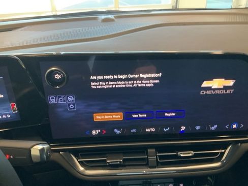 New 2026 Chevrolet Equinox EV LT w/ Comfort Package image 37