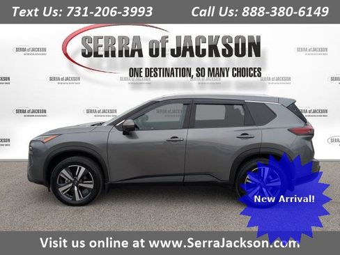 Used 2024 Nissan Rogue SL w/ SL Premium Package image 1