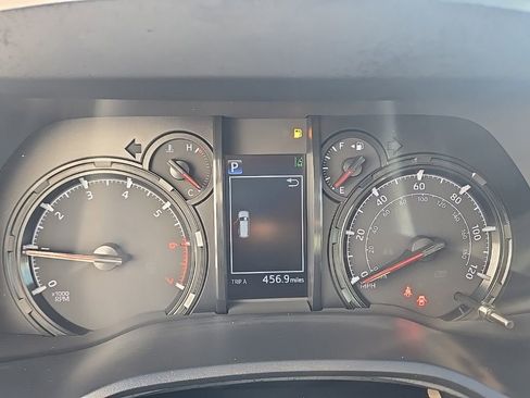 Used 2022 Toyota 4Runner SR5 image 17