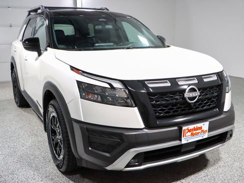 Used 2023 Nissan Pathfinder Rock Creek image 5