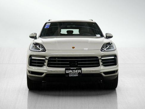 Used 2023 Porsche Cayenne Platinum Edition AWD/4WD image 8