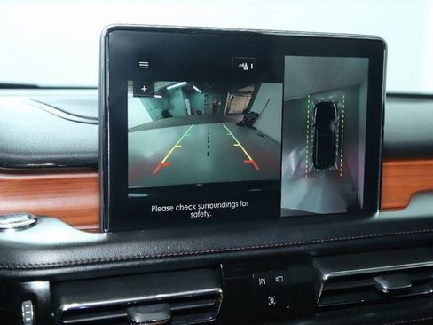 Used 2020 Lincoln Aviator Reserve w/ Class IV Trailer Tow Package image 29