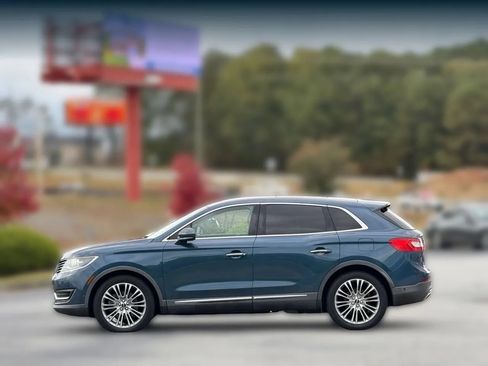Used 2016 Lincoln MKX Reserve w/ Technology Package FWD image 8