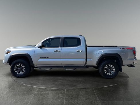 Used 2023 Toyota Tacoma TRD Off-Road w/ Black Out Package (TMS) AWD/4WD image 5