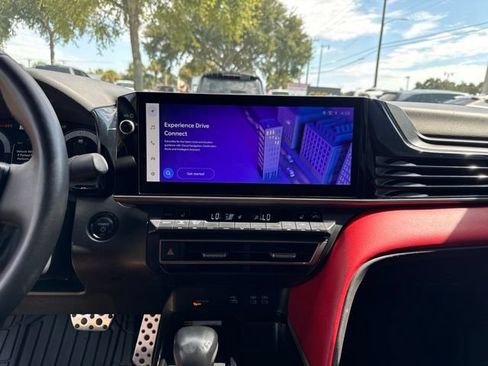 Used 2025 Toyota Camry XSE FWD image 26
