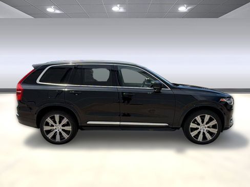 Certified 2024 Volvo XC90 B6 Plus w/ Protection Package Premier AWD/4WD image 7