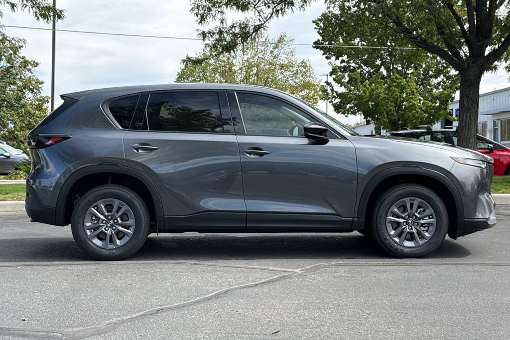 New 2026 MAZDA CX-5 Select AWD/4WD image 3