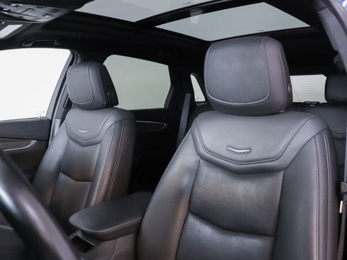 Used 2023 Cadillac XT5 Sportv image 14