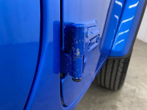 Used 2024 Jeep Wrangler Unlimited Sahara AWD/4WD image 32