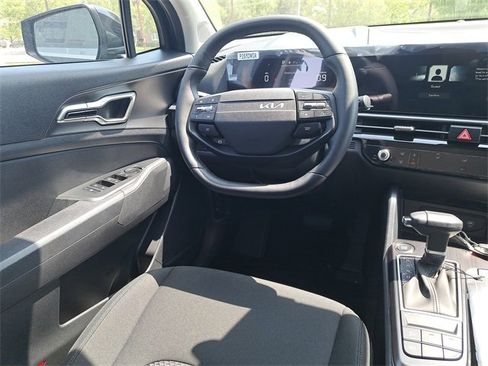New 2026 Kia Sportage LX w/ LX Convenience Package image 16