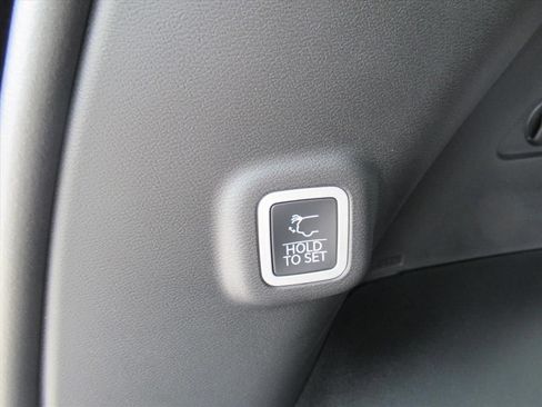 New 2026 Jeep Cherokee Overland w/ Advanced Pro Tech Group AWD/4WD image 35