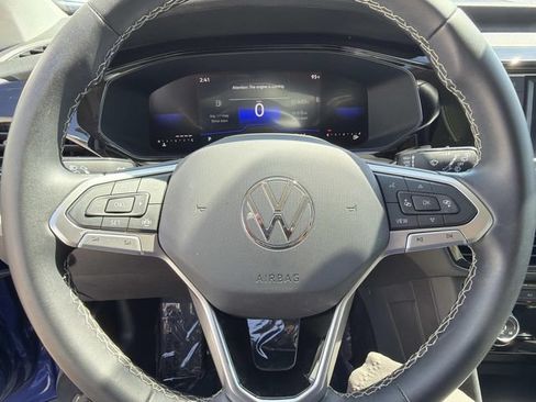 Certified 2023 Volkswagen Taos S FWD image 17