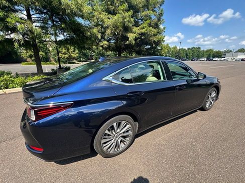 Used 2019 Lexus ES 350 FWD image 3