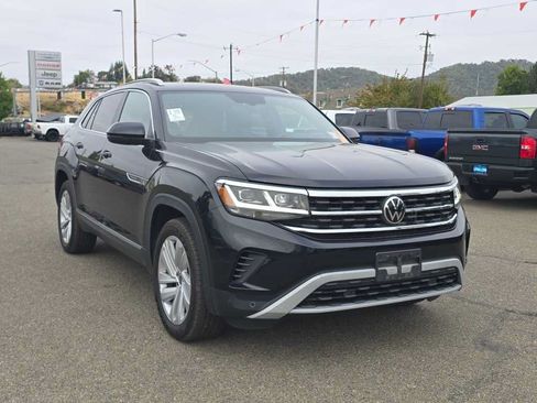 Used 2021 Volkswagen Atlas Cross Sport SEL AWD/4WD image 4