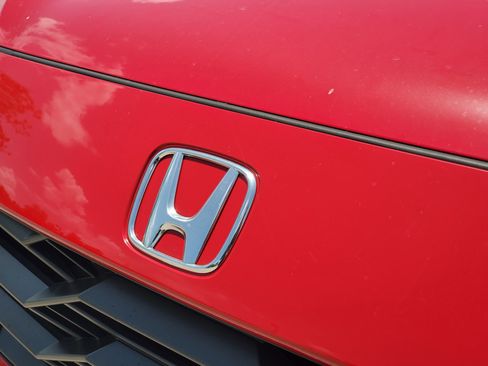 New 2026 Honda HR-V Sport image 8