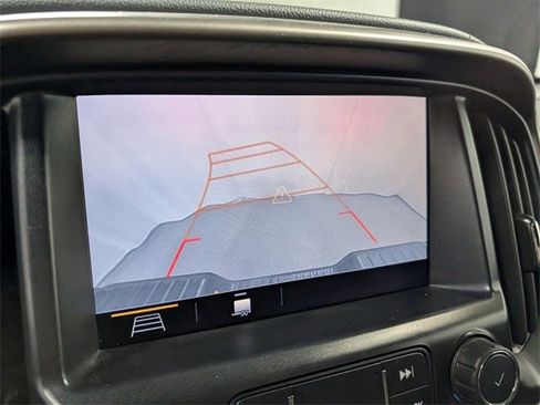 Used 2021 Chevrolet Colorado Z71 w/ Z71 Midnight Edition image 22