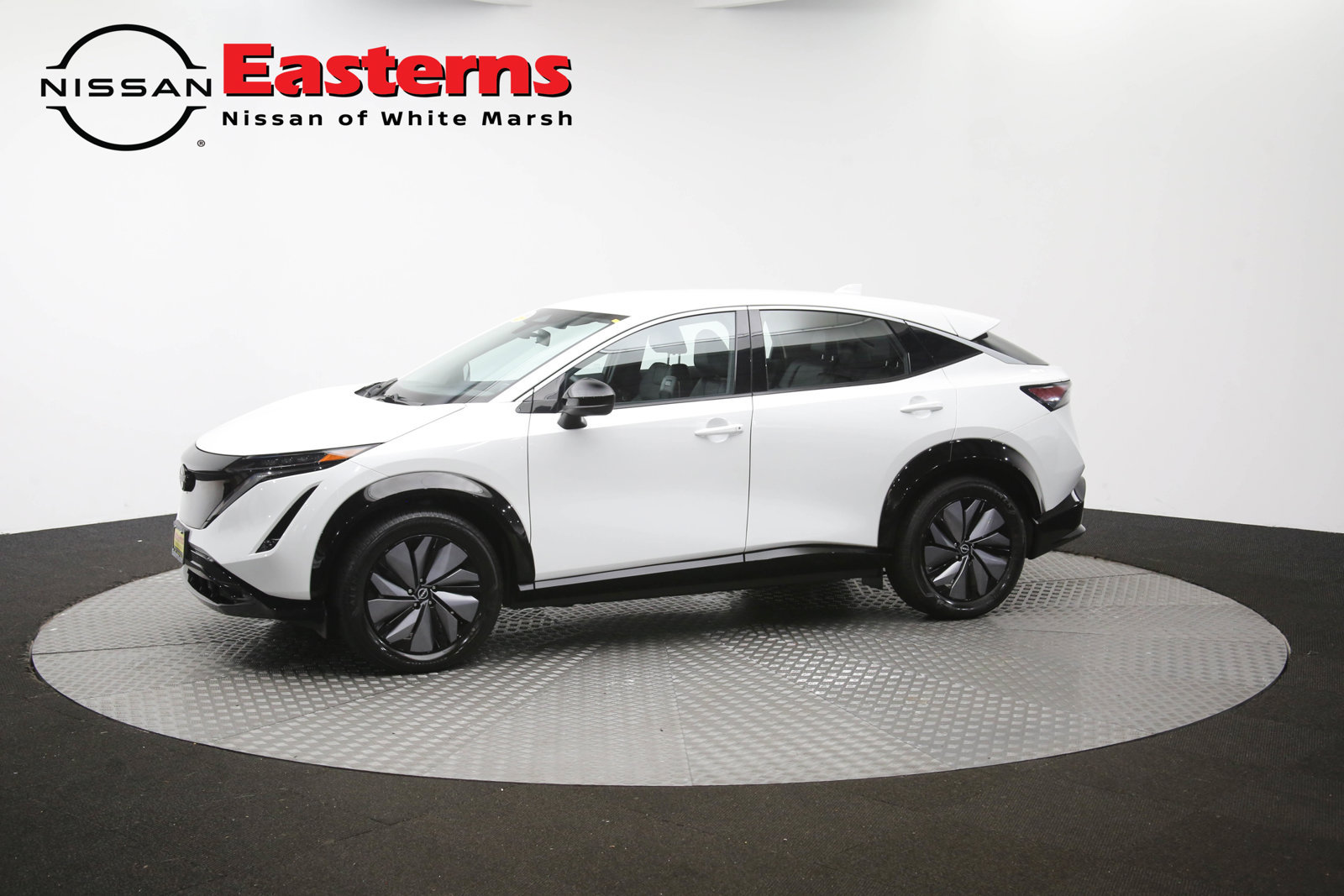 Used 2024 Nissan Ariya FWD image 63