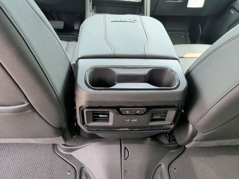 New 2026 GMC Sierra 2500 AT4 w/ AT4 Premium Plus Package AWD/4WD image 42