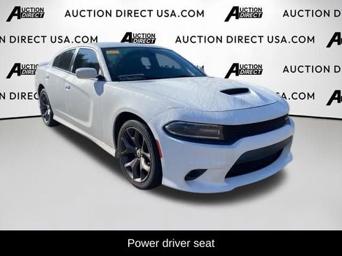 Used 2019 Dodge Charger GT image 3
