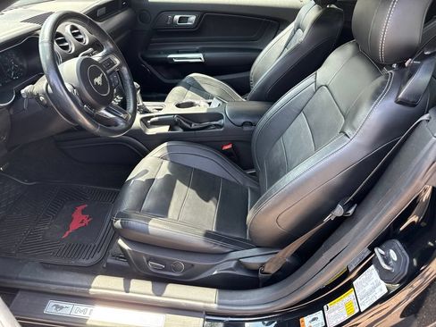 Used 2018 Ford Mustang GT Premium w/ Equipment Group 401A RWD image 2
