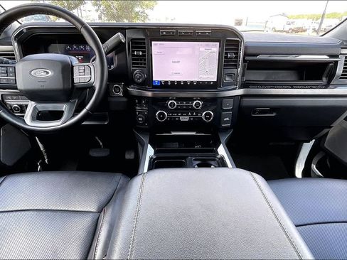 Used 2024 Ford F350 Lariat w/ Lariat Ultimate Package image 7
