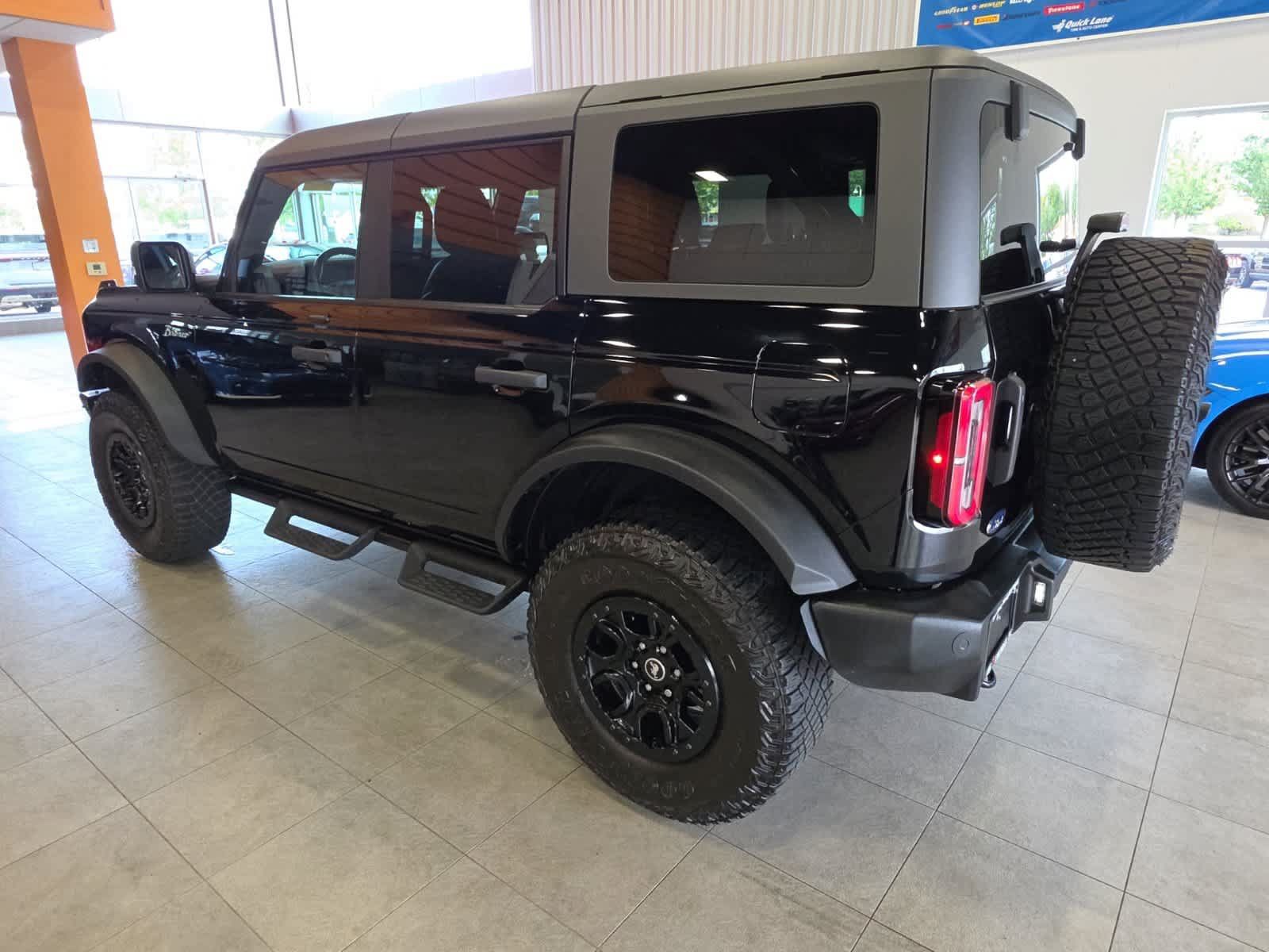 Used 2023 Ford Bronco Wildtrak AWD/4WD image 10