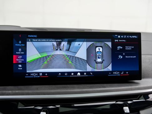 Certified 2025 BMW X5 M60i image 27