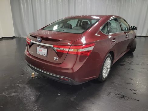 Used 2013 Toyota Avalon XLE Touring FWD image 8