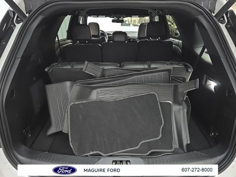 Used 2021 Ford Explorer ST w/ Equipment Group 401A image 11