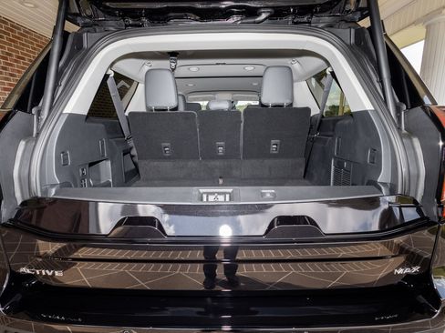 New 2026 Ford Expedition Max Active RWD image 32