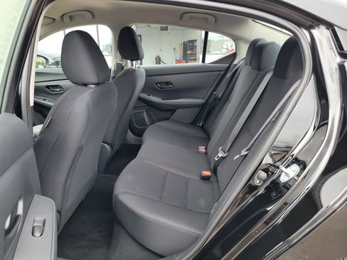 Certified 2025 Nissan Sentra S FWD image 11