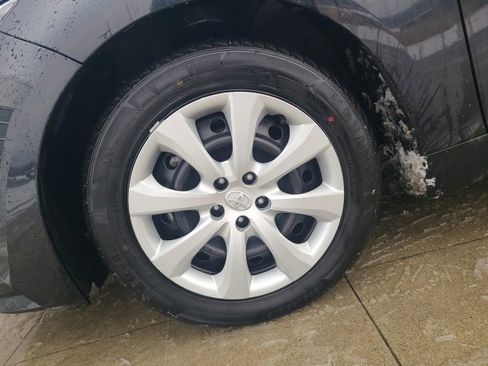 Used 2024 Toyota Corolla LE image 12