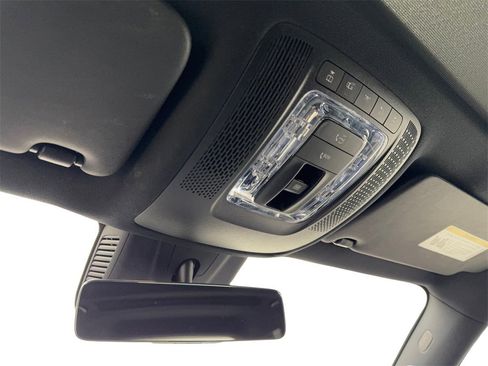 Used 2023 Mercedes-Benz EQB 300 4MATIC image 68