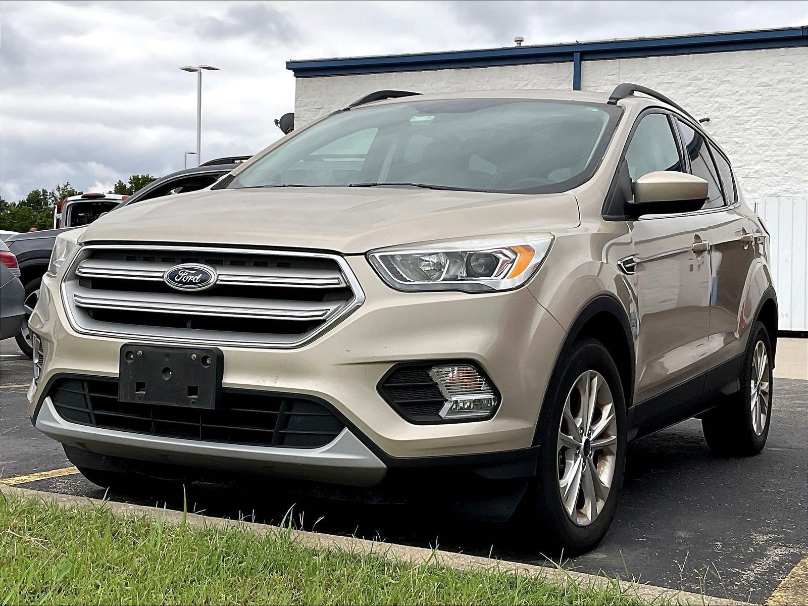 Used 2018 Ford Escape SEL AWD/4WD image 4