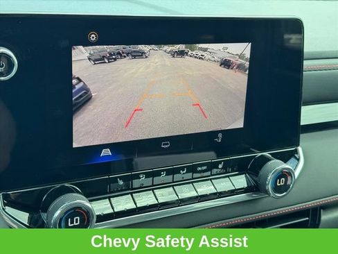 Certified 2024 Chevrolet Colorado Z71 w/ Z71 Convenience Package 2 AWD/4WD image 21