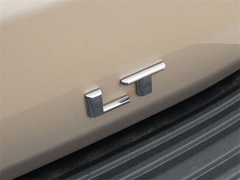 Used 2021 Chevrolet Tahoe LT RWD image 10