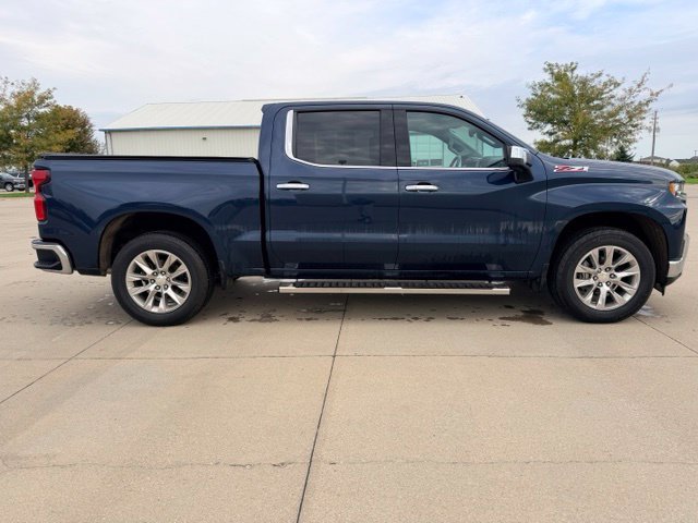Used 2022 Chevrolet Silverado 1500 LTZ w/ LTZ Premium Package AWD/4WD image 5