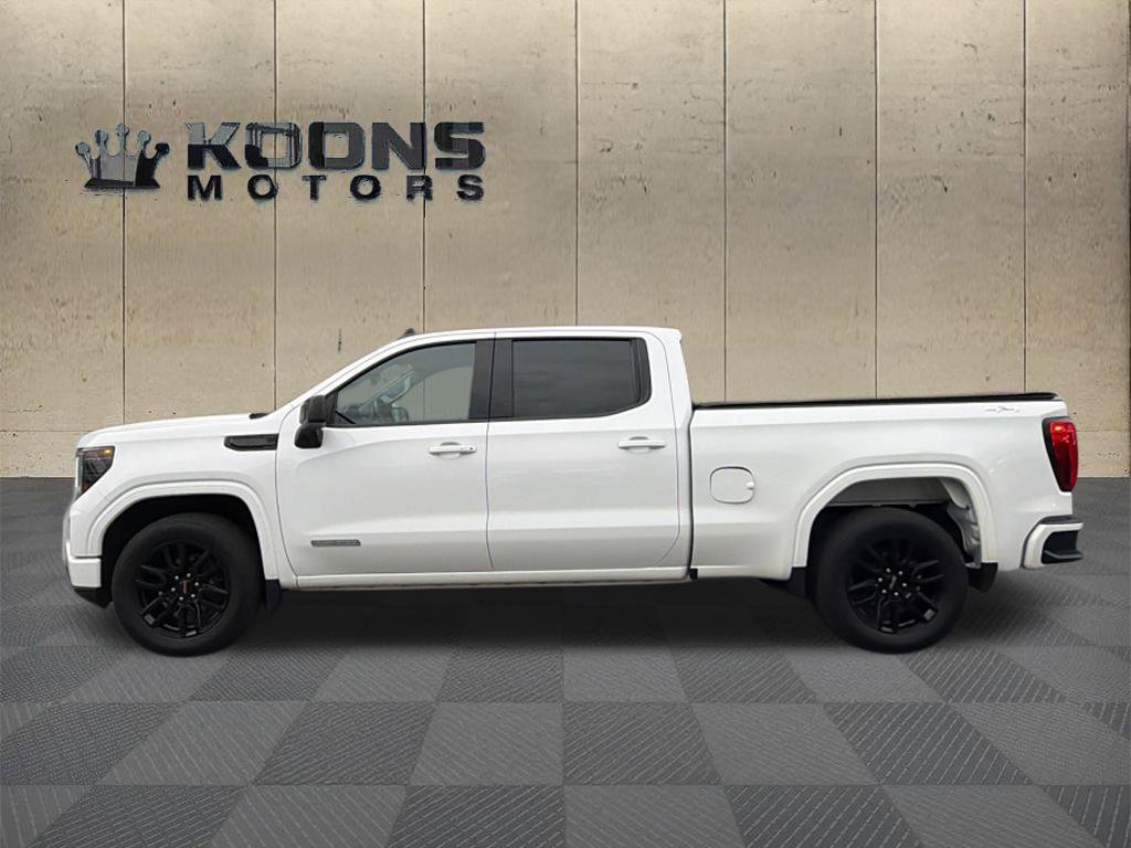 Used 2022 GMC Sierra 1500 Elevation w/ LPO, Elevation Black Package AWD/4WD image 4