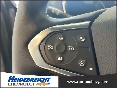 Certified 2023 Chevrolet Traverse RS FWD image 19